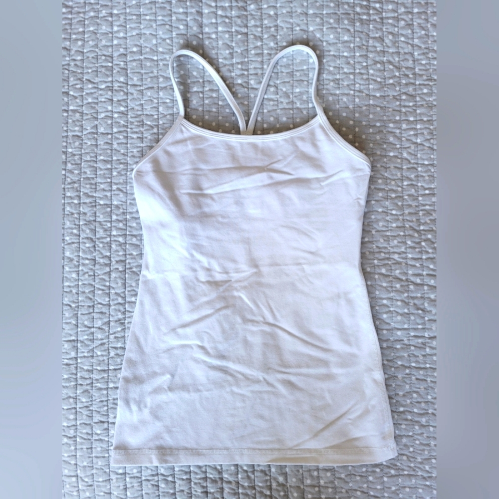Like New. Lululemon Tank with built-in bra. Size Xs